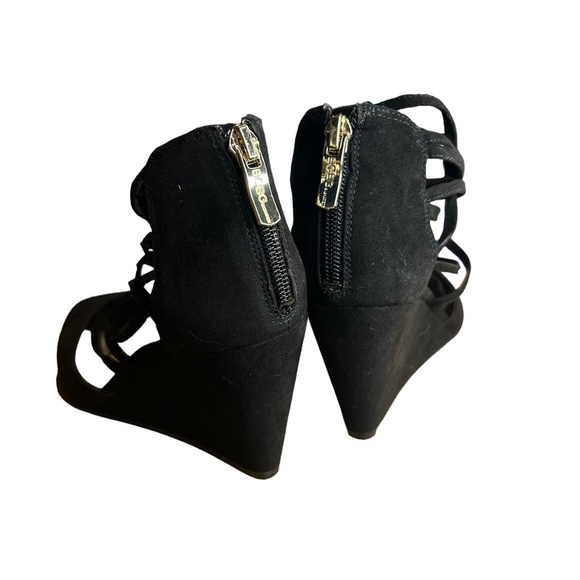 BCBGeneration Suede Wedge Heel - Picture 5 of 6